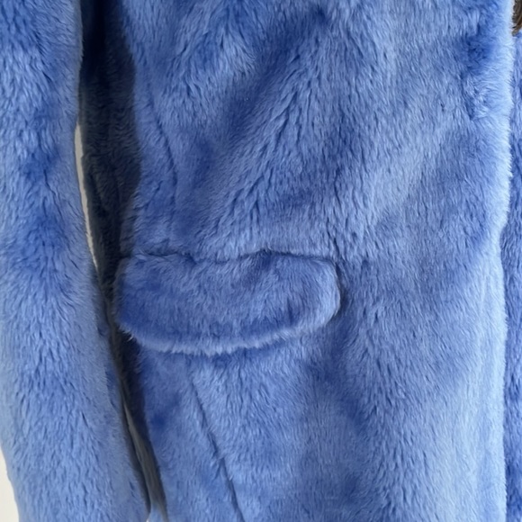 Gorgeous J. Crew Fuzzy Blue Coat NWT - Picture 3 of 6